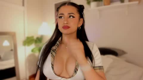 Liana  online show from 29, 5, 2026