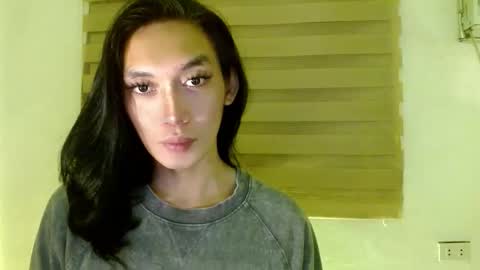 Queen Lucifer online show from 12, 1, 2026