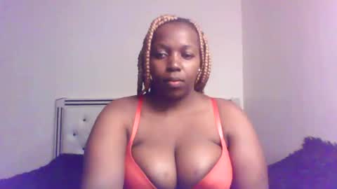 Snapshot of queen_melanine chatting on 22, 4, 2026 QUEEN online show from 22, 4, 2026