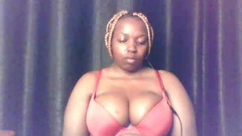 Snapshot of queen_melanine chatting on 1, 5, 2026 QUEEN online show from 1, 5, 2026