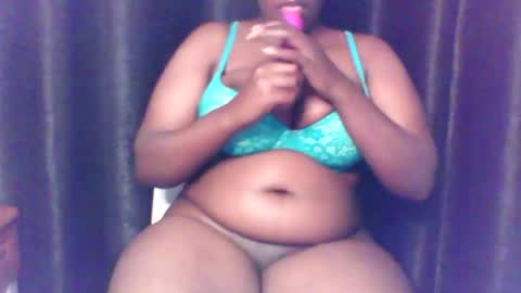 Snapshot of queen_melanine chatting on 11, 7, 2026 QUEEN online show from 11, 7, 2026