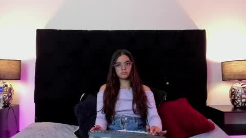 queen_misy online show from 1, 5, 2026