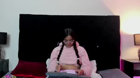 queen_misy online show from 10, 5, 2026