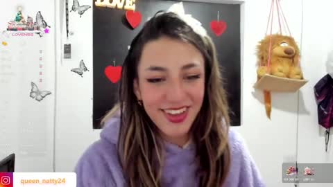 queen_natttyy online show from 8, 1, 2025