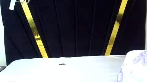 queen_nickie online show from 12, 6, 2026