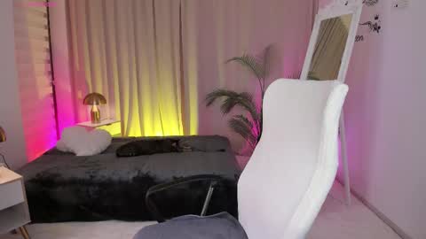 queen_of_deepthroat online show from 14, 12, 2025