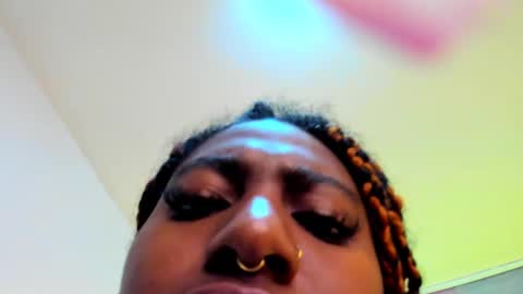   online show from 15, 12, 2024