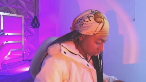 Snapshot of queen_perla_ chatting on 3, 4, 2026 online show from 3, 4, 2026