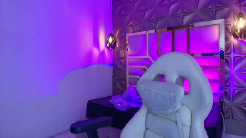 Snapshot of queen_perla_ chatting on 3, 5, 2026 online show from 3, 5, 2026