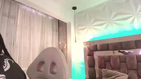   online show from 31, 5, 2026