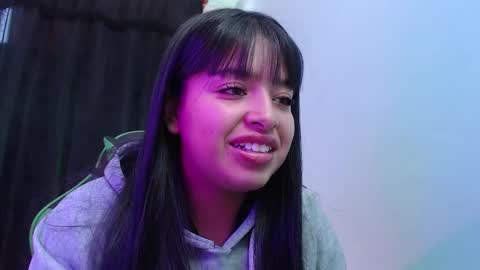 Snapshot of queen_salomme chatting on 28, 9, 2025 queen_salomme online show from 28, 9, 2025