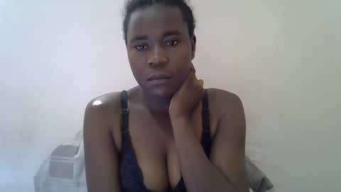 queen_sly online show from 12, 10, 2025