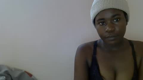 queen_sly online show from 17, 10, 2025