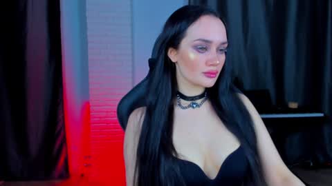 Snapshot of queenaliss chatting on 1, 2, 2025 Your world and the universe Aliss online show from 1, 2, 2025