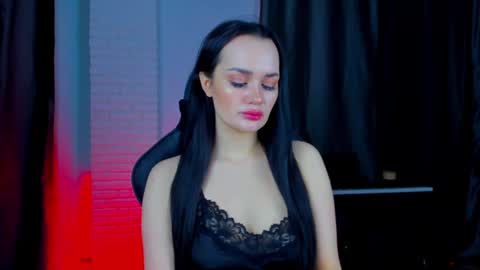 Snapshot of queenaliss chatting on 3, 2, 2025 Your world and the universe Aliss online show from 3, 2, 2025