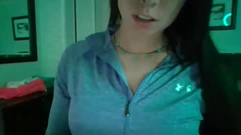 Snapshot of queenbee6269 chatting on 10, 12, 2024 queenbee6269 online show from 10, 12, 2024