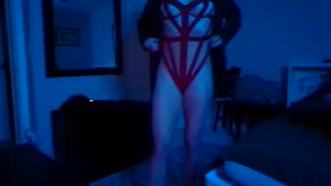 Snapshot of queenbee6269 chatting on 15, 12, 2024 queenbee6269 online show from 15, 12, 2024
