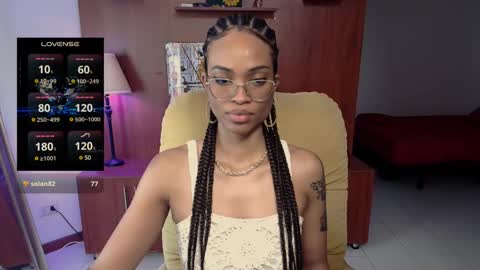 Snapshot of queendom_ing chatting on 5, 2, 2025 Sweet Goddess online show from 5, 2, 2025