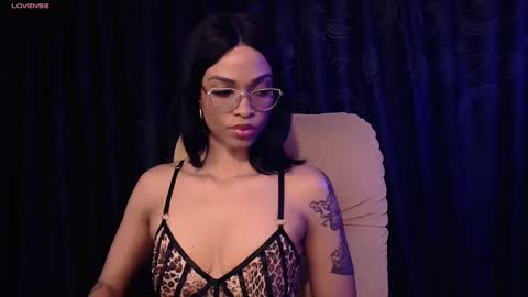 Snapshot of queendom_ing chatting on 27, 2, 2025 Sweet Goddess online show from 27, 2, 2025