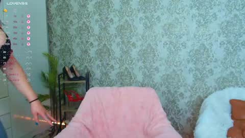 Help me to reach 150 K followers online show from 8, 5, 2026