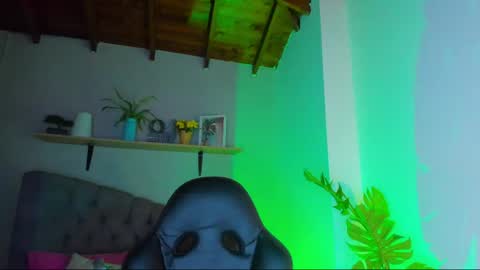 Queen online show from 29, 4, 2026