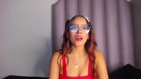 queenie_quinn09 online show from 12, 9, 2025