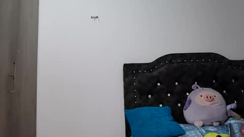 Snapshot of queenjenn__ chatting on 27, 10, 2025 QUEENJEENN online show from 27, 10, 2025