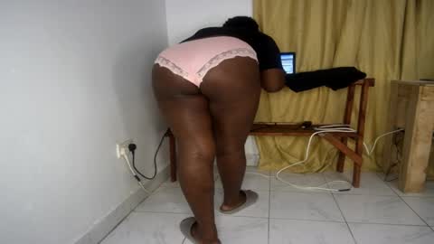 Snapshot of queenkiah chatting on 11, 4, 2026 Nina online show from 11, 4, 2026