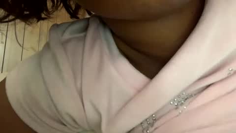 Snapshot of queenkourt chatting on 27, 9, 2025 Kourtney online show from 27, 9, 2025