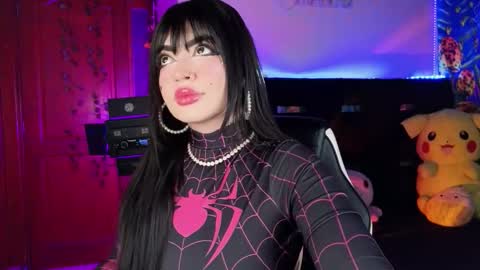 Snapshot of queenlamia chatting on 6, 11, 2025 Taurus online show from 6, 11, 2025