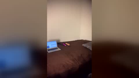 Snapshot of queenlunalancaster chatting on 25, 3, 2026 Luna online show from 25, 3, 2026