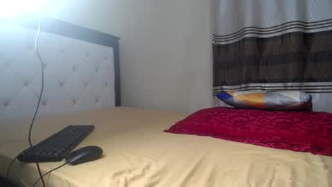 Snapshot of queenmaila chatting on 30, 11, 2025 Maila online show from 30, 11, 2025