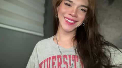 Snapshot of queenn_xxx chatting on 10, 1, 2026 QUEEN online show from 10, 1, 2026