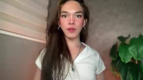 Snapshot of queenn_xxx chatting on 12, 1, 2026 QUEEN online show from 12, 1, 2026