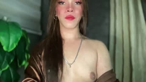 Snapshot of queenn_xxx chatting on 4, 3, 2026 QUEEN online show from 4, 3, 2026