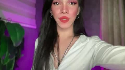 Snapshot of queenn_xxx chatting on 6, 4, 2026 QUEEN online show from 6, 4, 2026