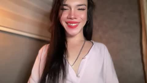 Snapshot of queenn_xxx chatting on 23, 4, 2026 QUEEN online show from 23, 4, 2026