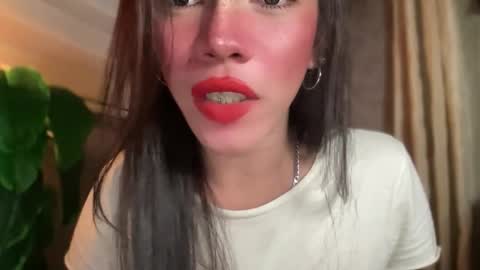 Snapshot of queenn_xxx chatting on 29, 4, 2026 QUEEN online show from 29, 4, 2026