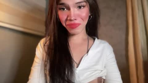 Snapshot of queenn_xxx chatting on 6, 5, 2026 QUEEN online show from 6, 5, 2026