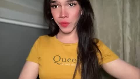 Snapshot of queenn_xxx chatting on 31, 5, 2026 QUEEN online show from 31, 5, 2026