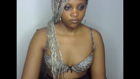 queenof_south online show from 15, 1, 2025