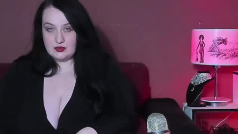 Snapshot of queenofhaze chatting on 6, 1, 2025 you may simply address Me with Your Grace online show from 6, 1, 2025