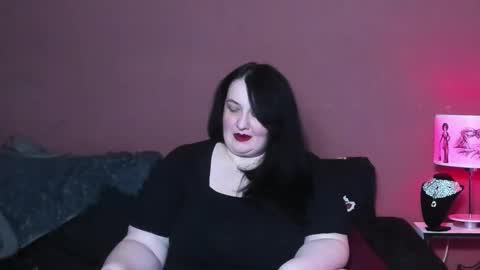 Snapshot of queenofhaze chatting on 1, 3, 2025 you may simply address Me with Your Grace online show from 1, 3, 2025