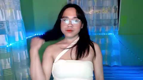 adrianna online show from 16, 5, 2026