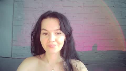 QueenOfModels online show from 13, 1, 2026