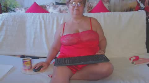 QueenPammy online show from 10, 1, 2025