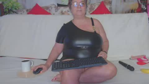 QueenPammy online show from 12, 1, 2025