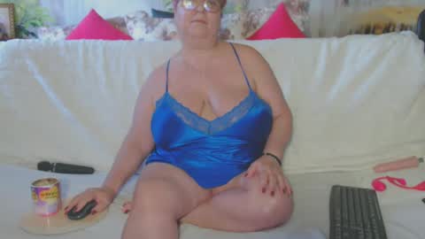 QueenPammy online show from 28, 1, 2025