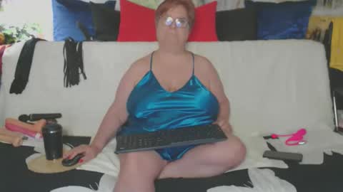 QueenPammy online show from 9, 5, 2026