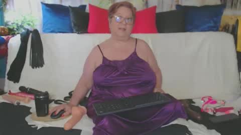 QueenPammy online show from 11, 5, 2026